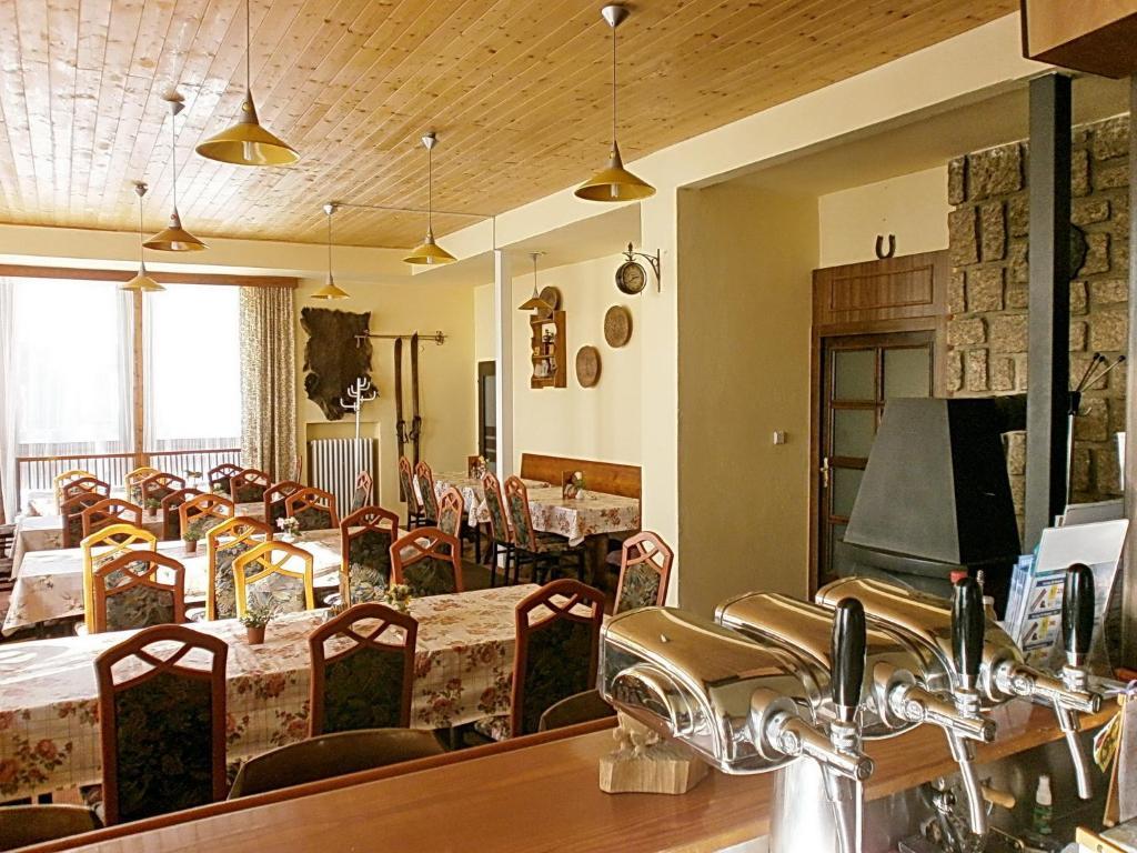 Hotel Vltava สตราจเน ภายนอก รูปภาพ