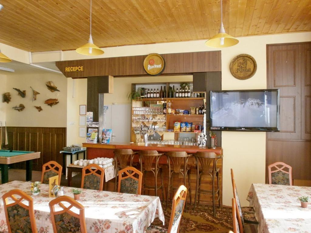 Hotel Vltava สตราจเน ภายนอก รูปภาพ